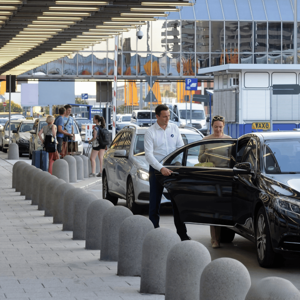 curbside handover 